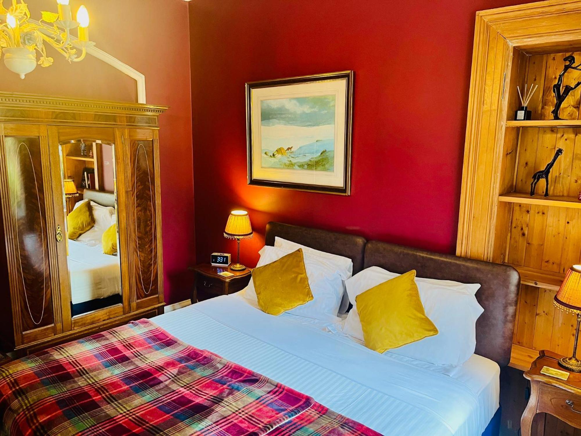 Ladies Lodge Inverness — Photos 3